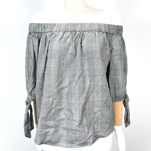 Dex Tops - dex off shoulder top bow on sleeves